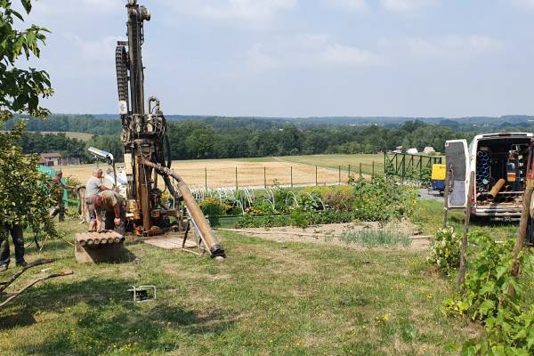 Hydrofor do studni czy pompa głębinowa